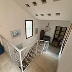 ベッド・アンド・ブレックファスト La Terrazza Di Gadia