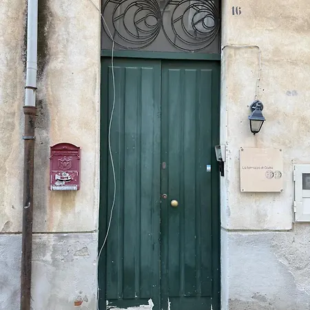 Bed & Breakfast La Terrazza Di Gadia 3*